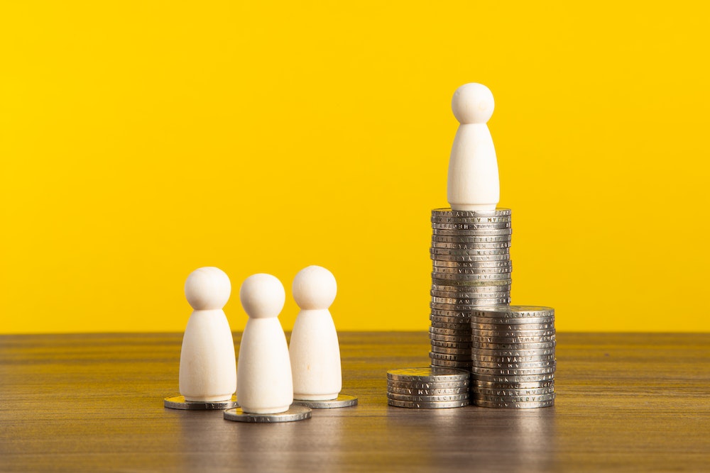 L'impact du niveau d'expérience sur le salaire brut pour 2400 euros net : une analyse approfondie
